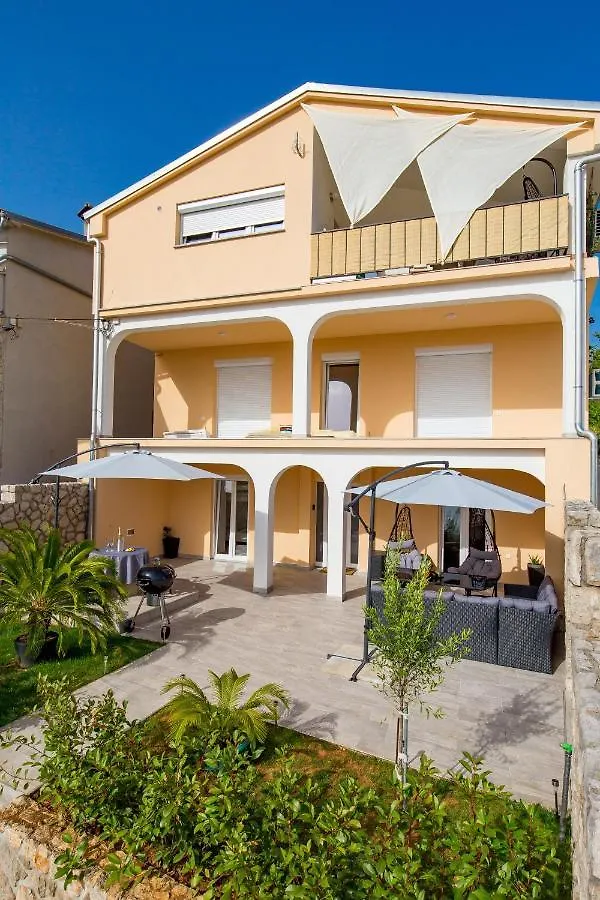 Villa Eva - Apartment Royal Jadranovo 0*,  Chorvatsko