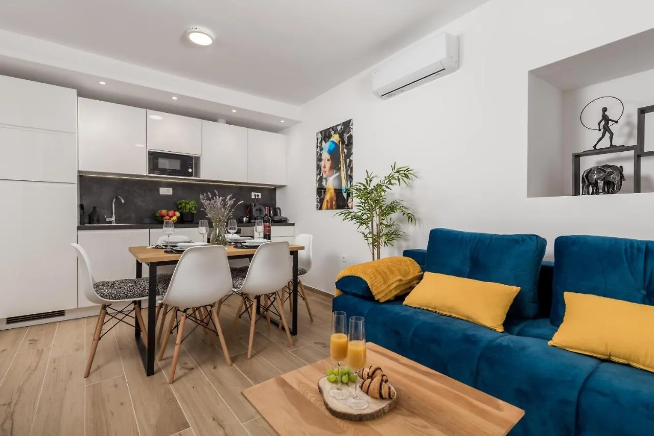 Villa Eva - Apartment Royal Jadranovo