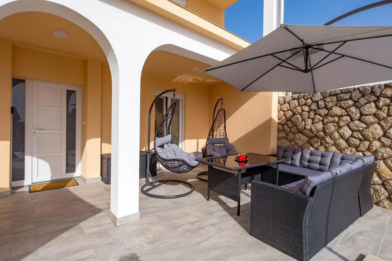 Villa Eva - Apartment Royal Jadranovo