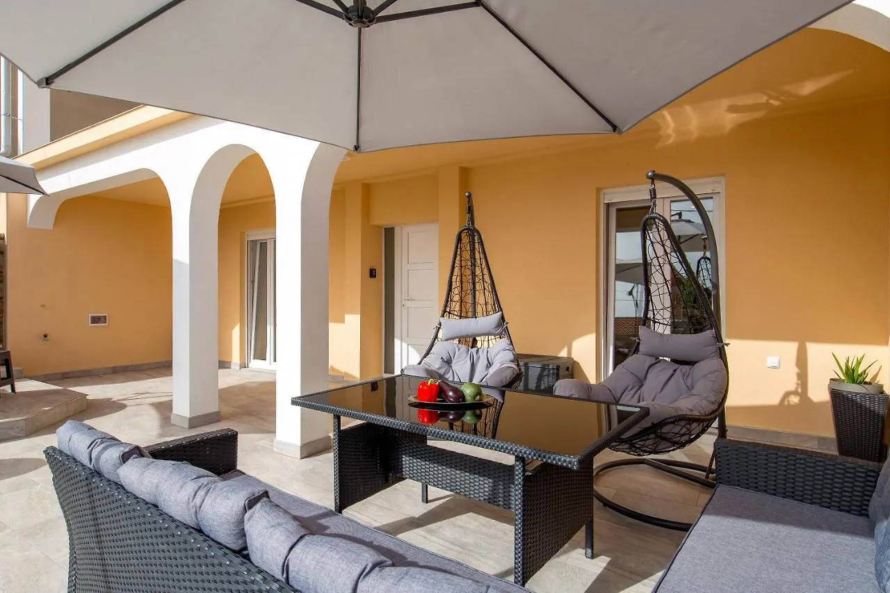 Villa Eva - Apartment Royal Jadranovo